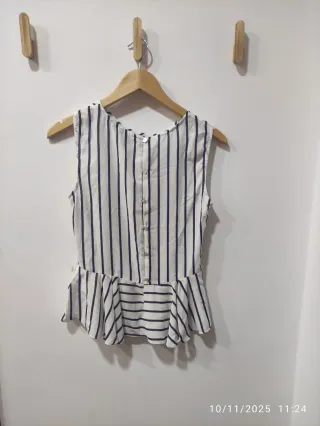 Blusa marinera rayas volante sin manga