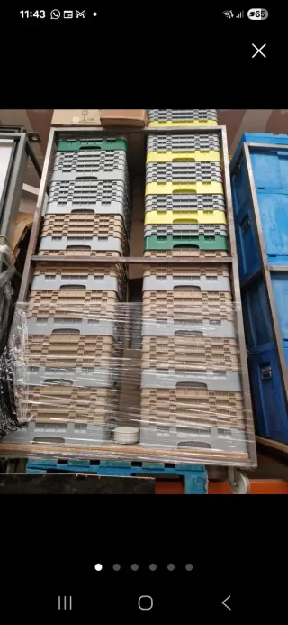 Cajas de plástico apilables