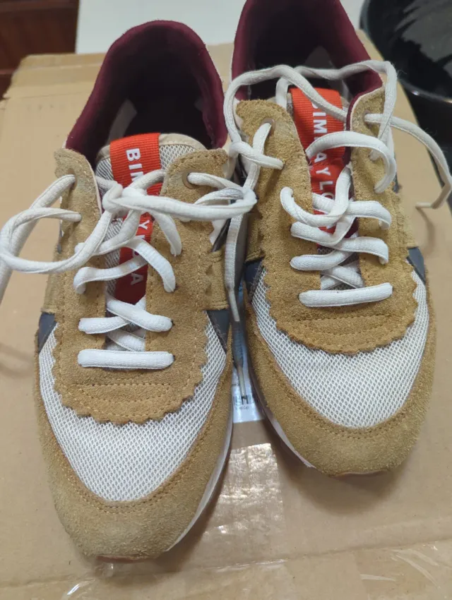 Zapatillas Bimba y Lola Beige y Rojo