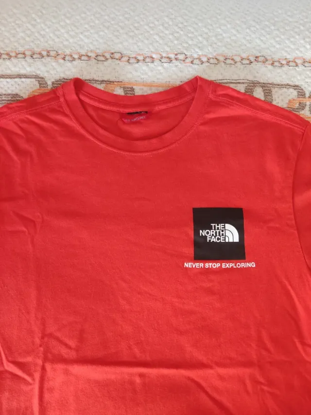 Camiseta The North Face Roja Talla M