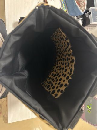 Mochila hecha a mano con estampado de lunares