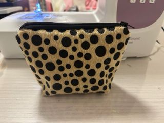 Mochila hecha a mano con estampado de lunares