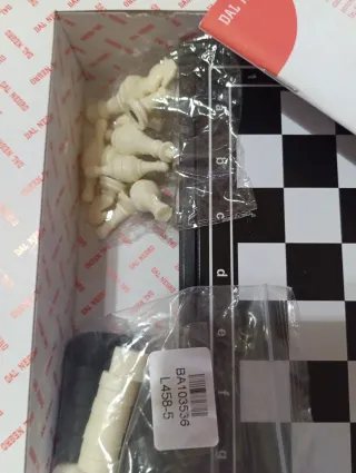 Scacchi e Dama magnetici da viaggio