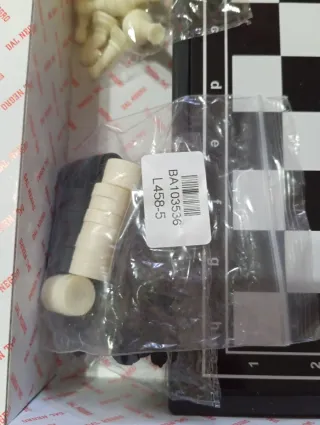 Scacchi e Dama magnetici da viaggio