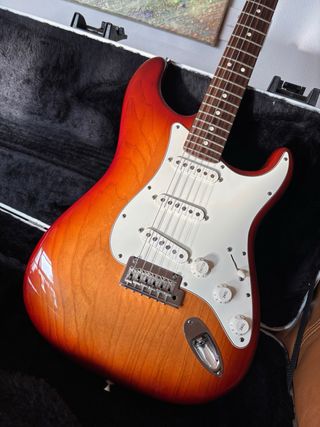 CAMBIO- Fender American Standard Stratocaster