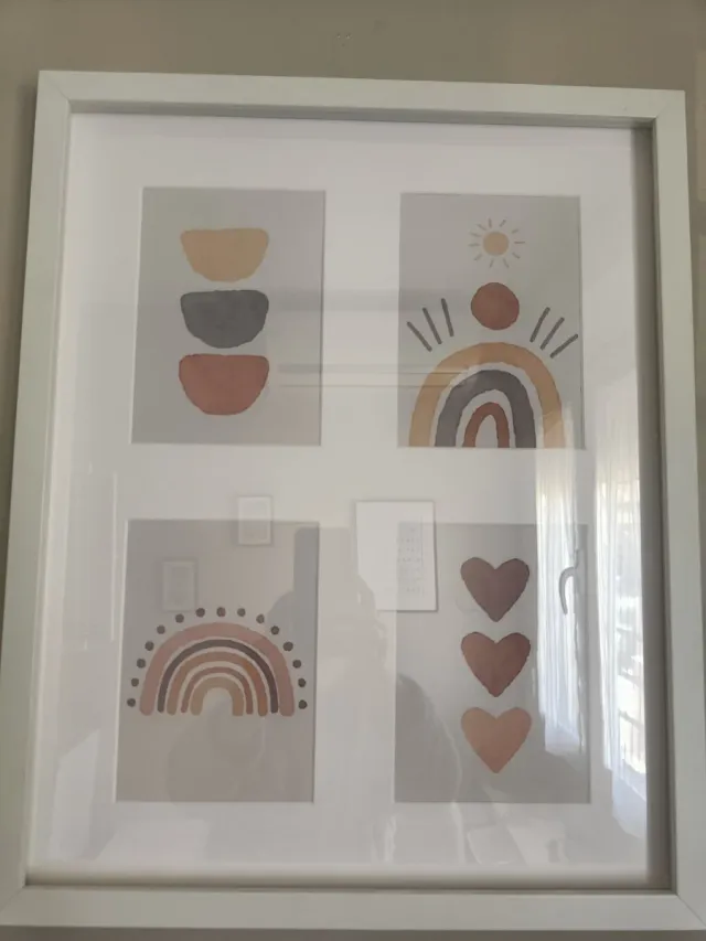 Cuadro Ikea con 4 láminas decorativas