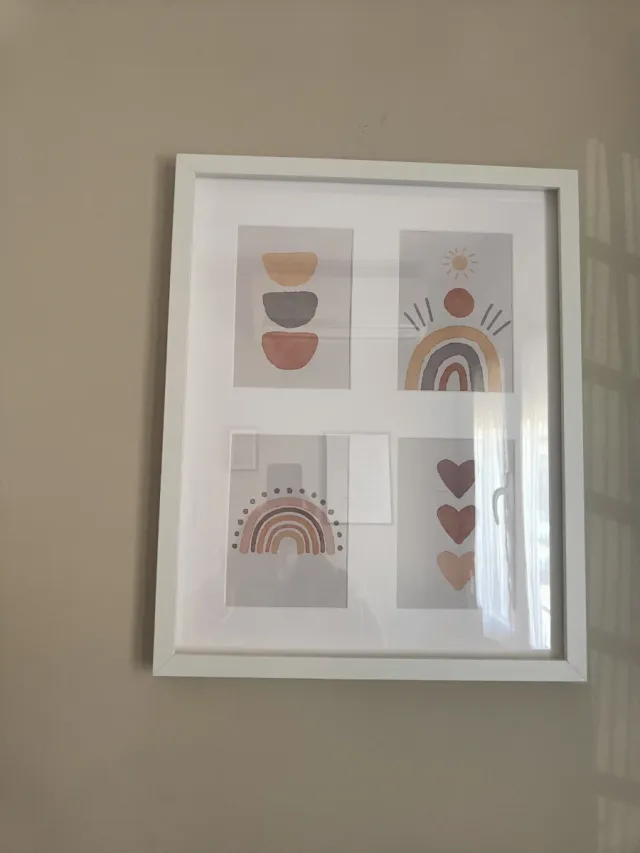 Cuadro Ikea con 4 láminas decorativas