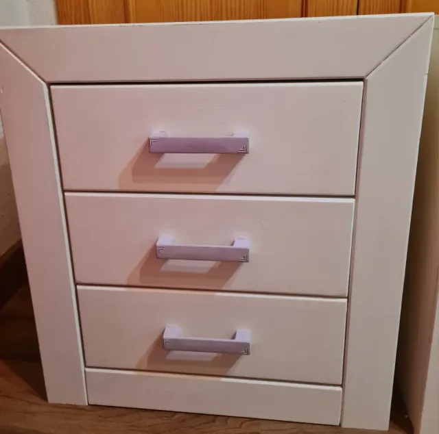 Cabezal y 2 mesitas de noche,en perfecto estado