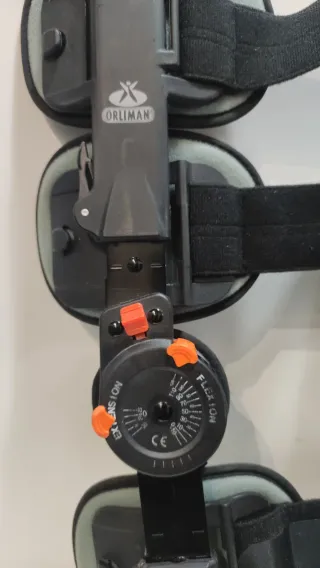 Rodillera Ortopédica Ajustable