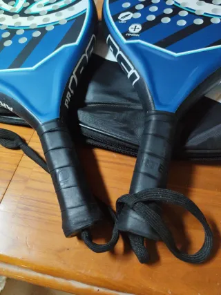 2 Raquetas de Pádel