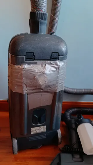 Aspiradora LUX1C con accesorios