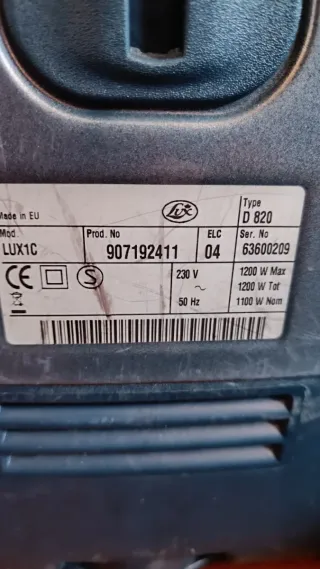 Aspiradora LUX1C con accesorios