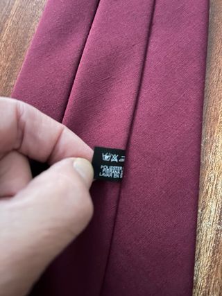 Corbata Burdeos