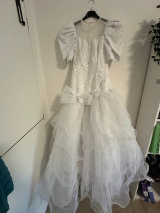 Abito da sposa vintage bianco maniche a sbuffo