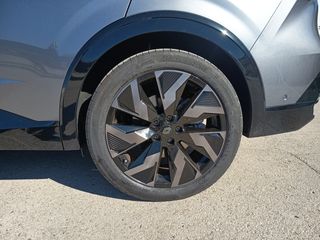 RENAULT RAFALE E-TECH esprit Alpine 4x4 300cv