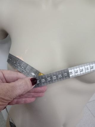 MANIQUI BUSTO SEÑORA (color camel)