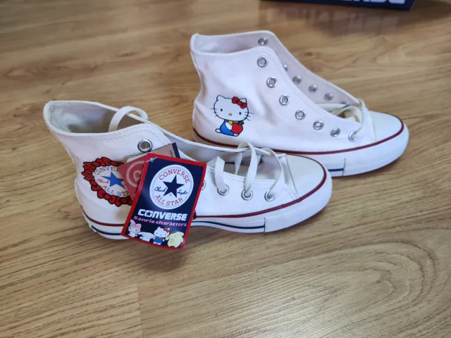 Zapatillas Converse Hello Kitty Chuck Taylor