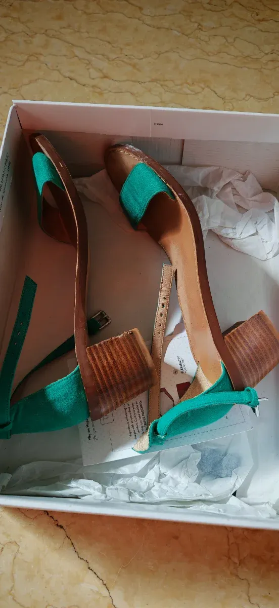 Sandalias verdes mujer