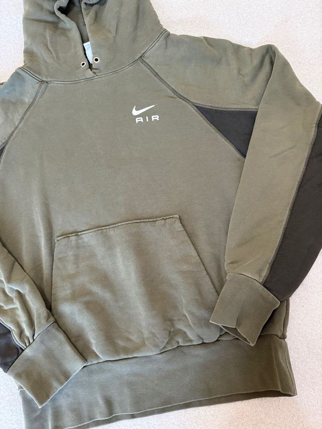 Sudadera Nike Air verde caqui unisex, talla S.