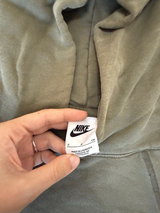 Sudadera Nike Air verde caqui unisex, talla S.