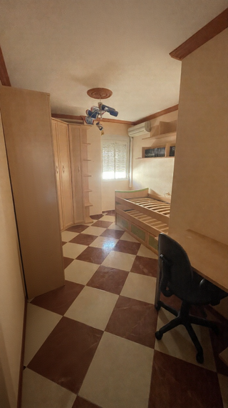 Piso exterior con plaza de garaje y trastero