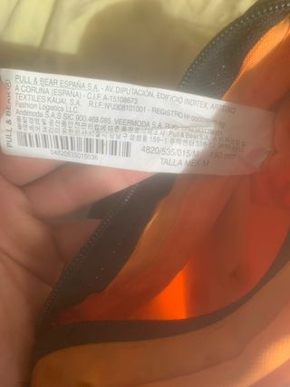 Riñonera Pull&Bear Naranja y Negra