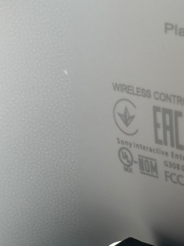 Mando DualSense 30th Anniversary Grey