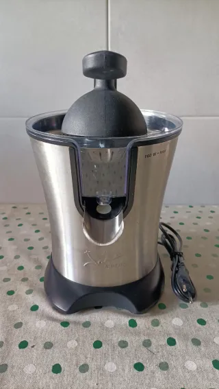 Exprimidor eléctrico 160W