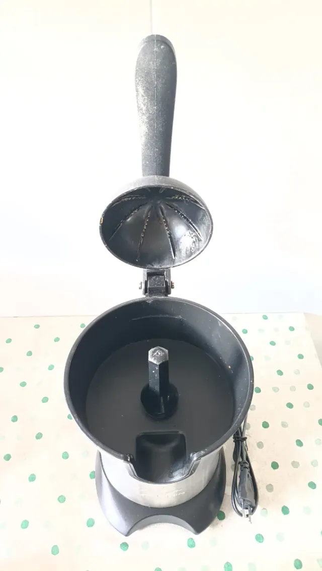 Exprimidor eléctrico 160W