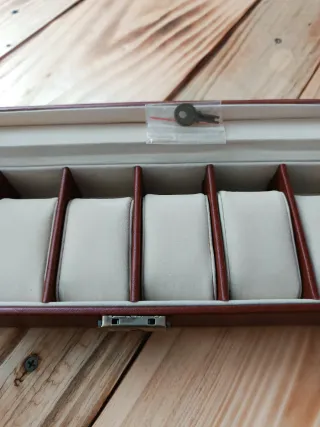 Joyero de piel para 6 relojes