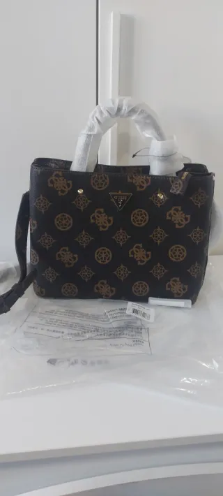 Borsa Guess marrone e oro