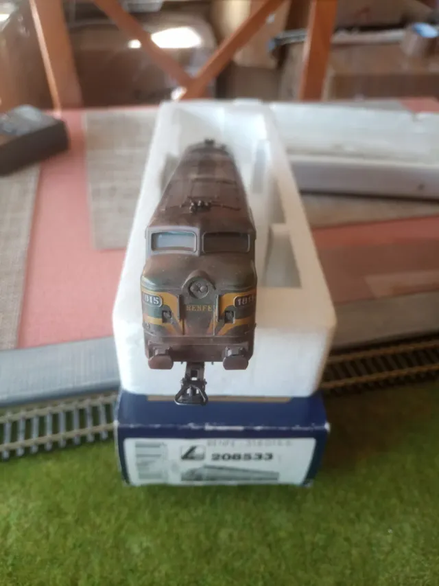 Locomotora Renfe H0 318