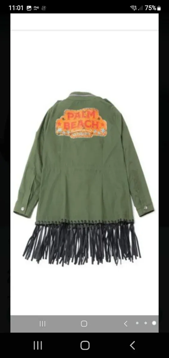 Parka GUTS AND LOVE verde con flecos