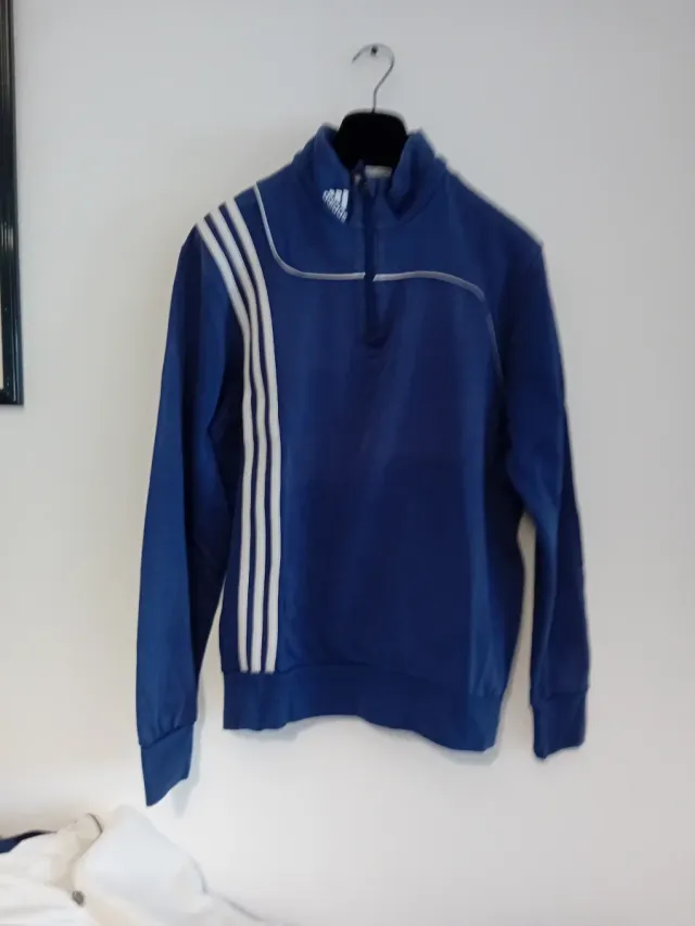 Sudadera Adidas azul con cremallera