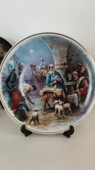 2 Piatti di Porcellana Natalizia Portoghese