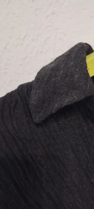 Vestido negro Zara manga larga