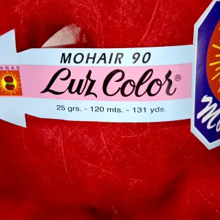 Lote 20 ovillos lana Mohair rojo