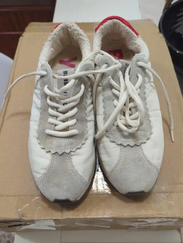 Zapatillas Bimba y Lola Blancas y Rojas