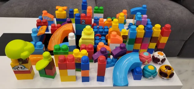 Set Mega Bloks apilables Animales de  148 Piezas