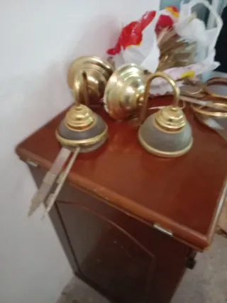 2 Applique in metallo dorato