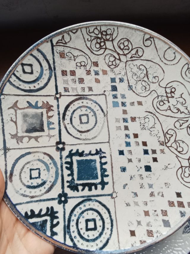 Piezas de vajilla con bonito diseño