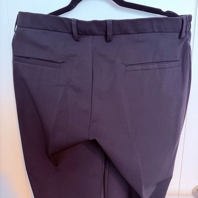Pantalones de vestir negros con cremallera
