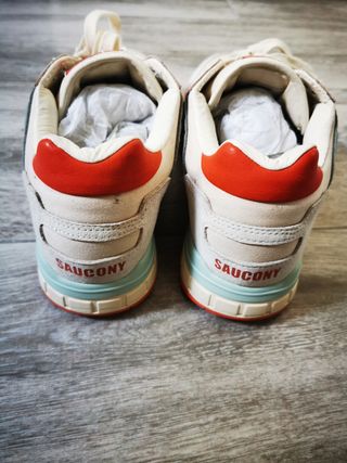 Zapatillas Saucony SHADOW 5000 premium 42,5 beige