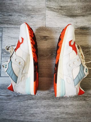 Zapatillas Saucony SHADOW 5000 premium 42,5 beige