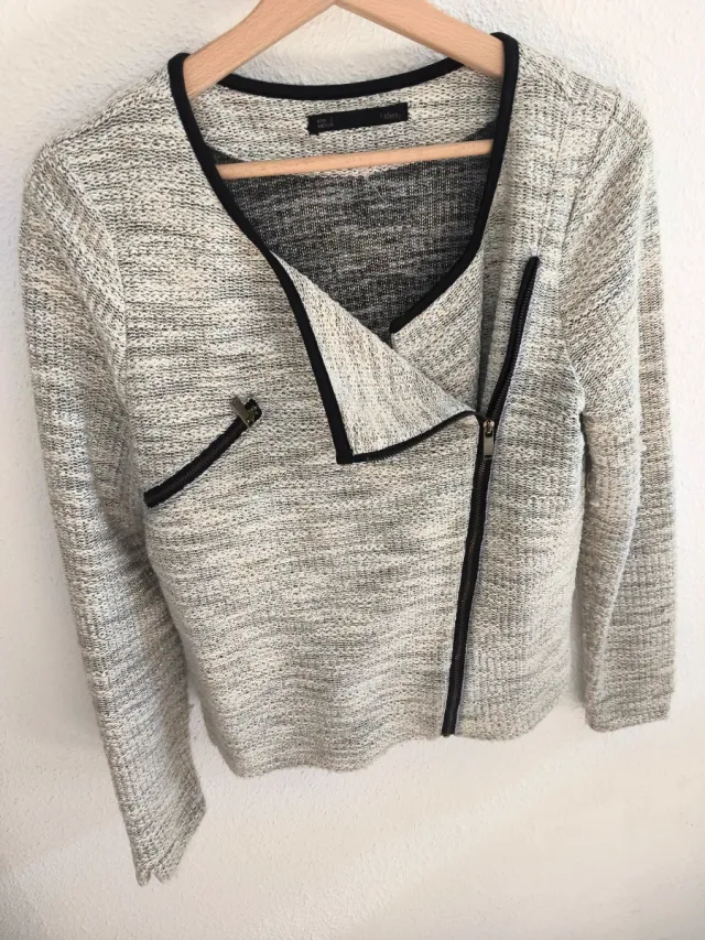 Chaqueta Biker Texturizada Cremallera Asimétrica