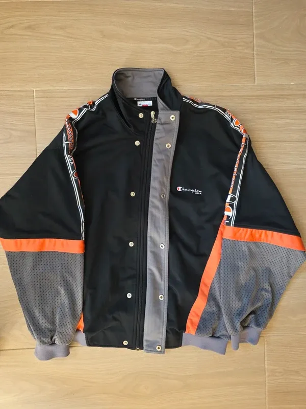 Chaqueta Champion Retro Negra Naranja