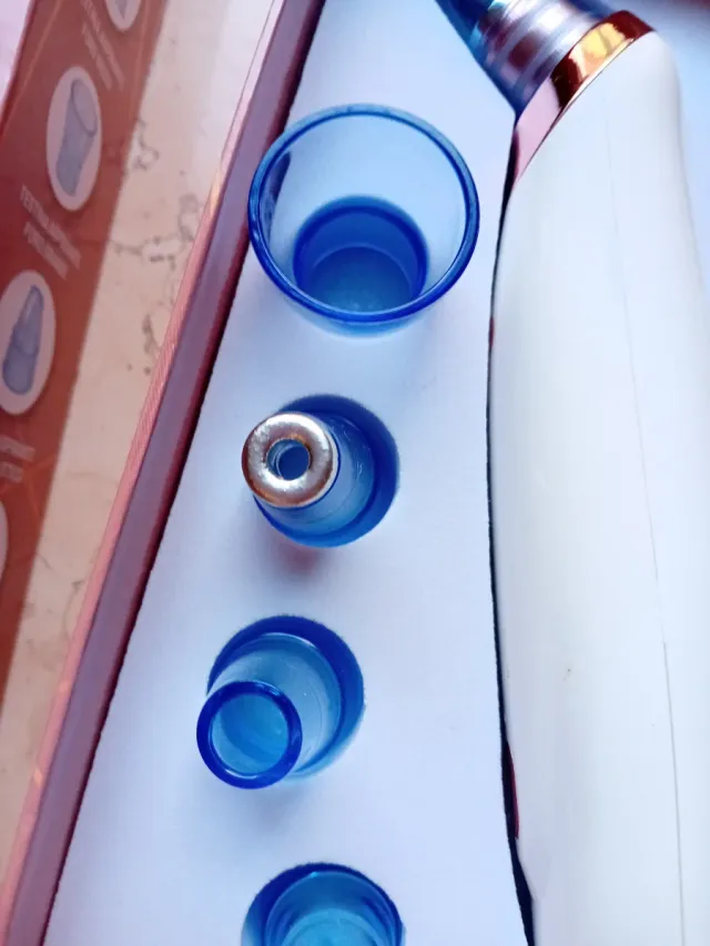 Aspiratore Punti Neri Hi Beauty