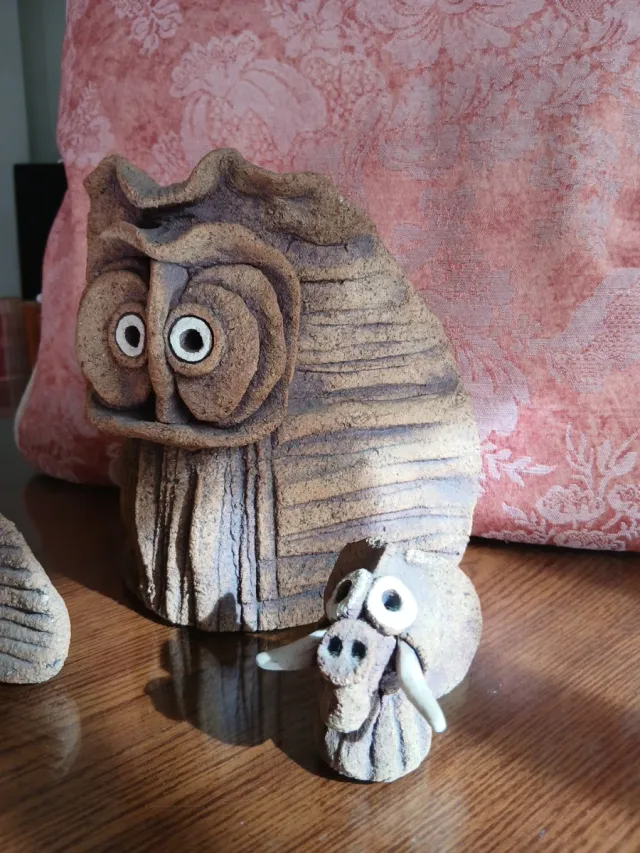 Figuras artesanales de cerámica