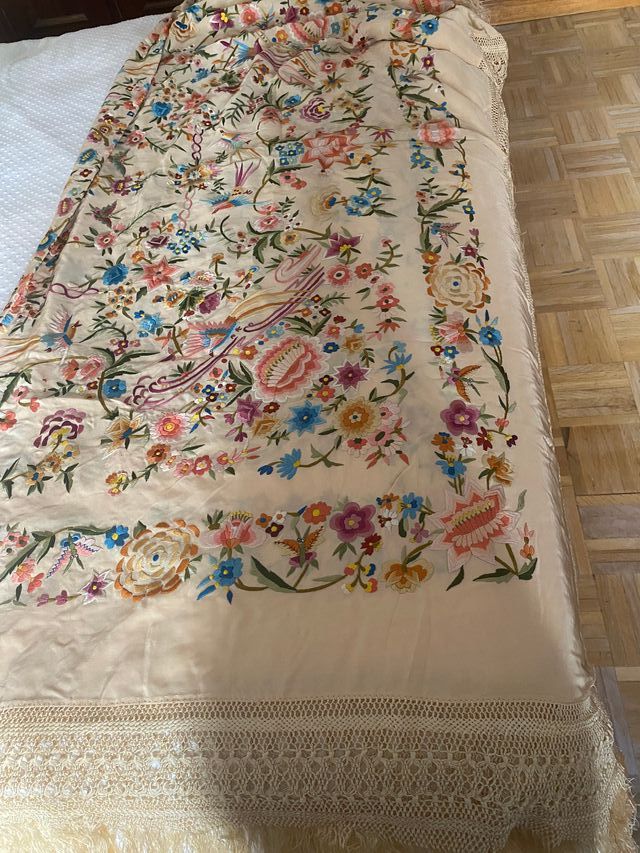 Mantón Manila Beige Asalmonado Años 30/40