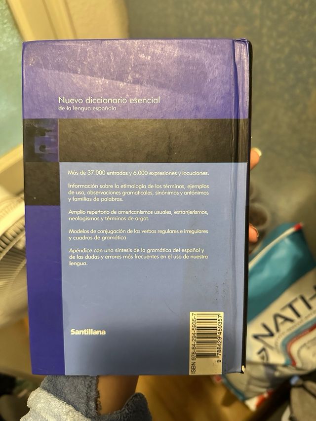 Nuevo Diccionario Esencial de La Lengua Espanol...